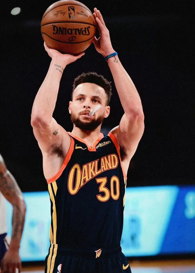 bet365中文版app下载 -库里新星突破纪录表现惊艳，SKT未来可期！(俄罗斯宣布突破防线)